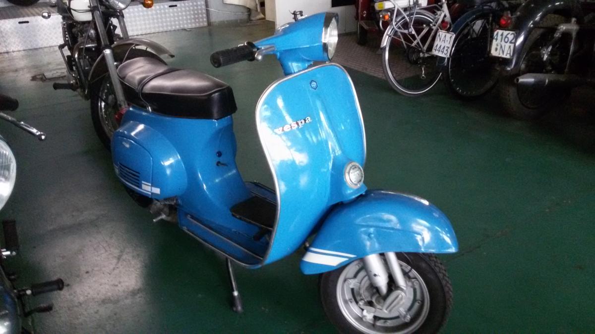 Vespa ET3 Primavera 1977 Classic Drive Art