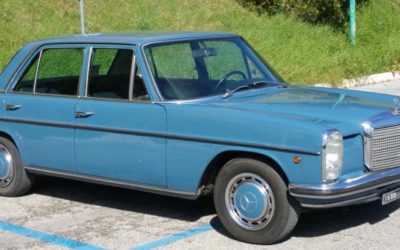 Mercedes 220 D / 8