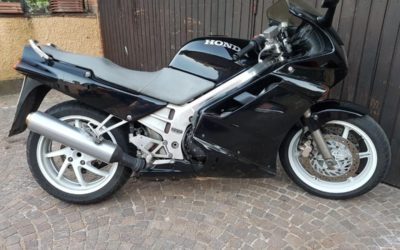 Honda VFR 750 ASI