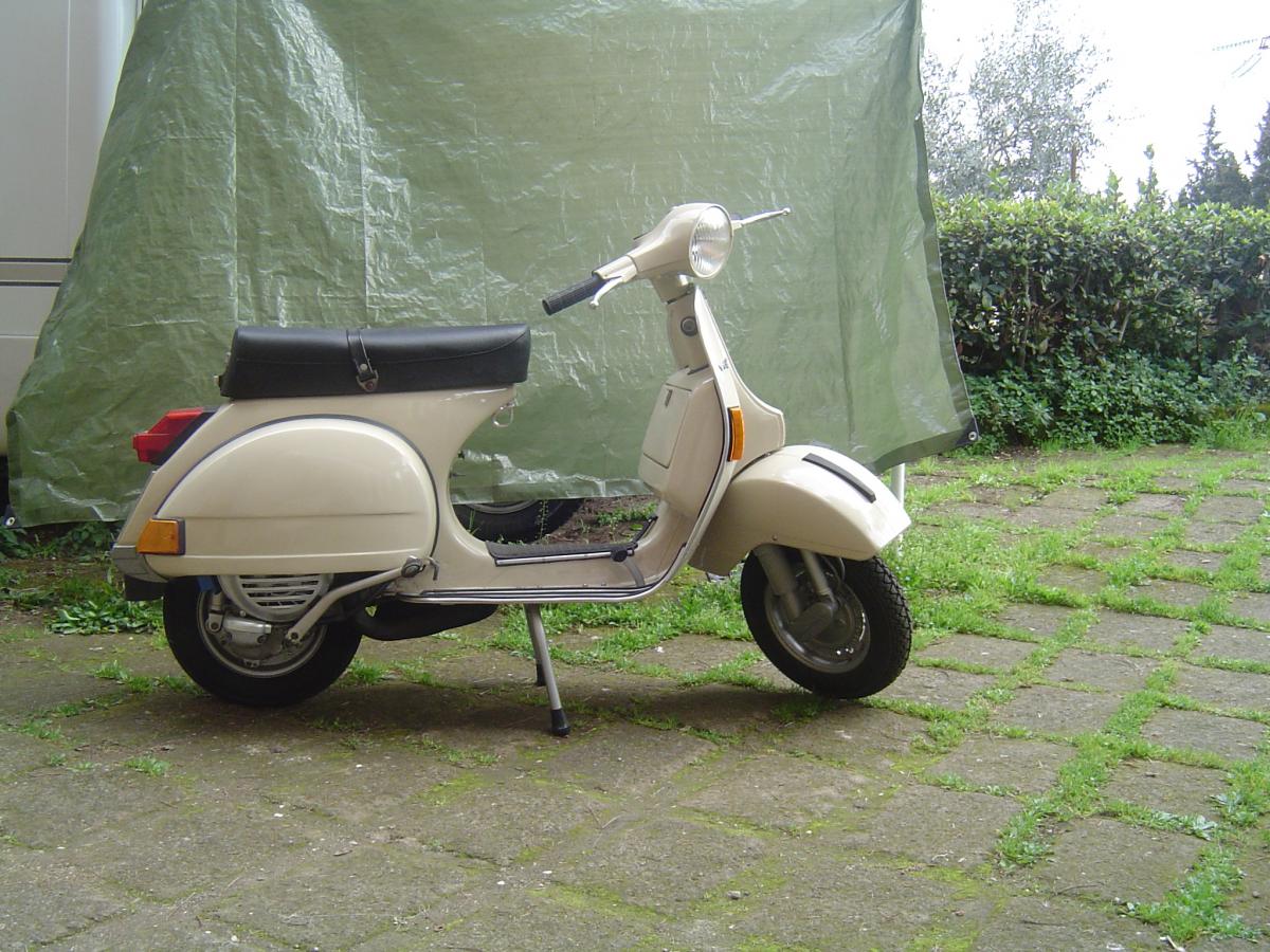 Vespa PX 150 1982 Classic Drive Art