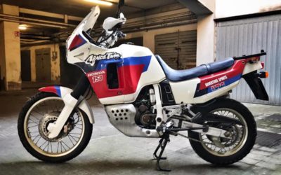 Honda XRV 750 Africa Twin RD04